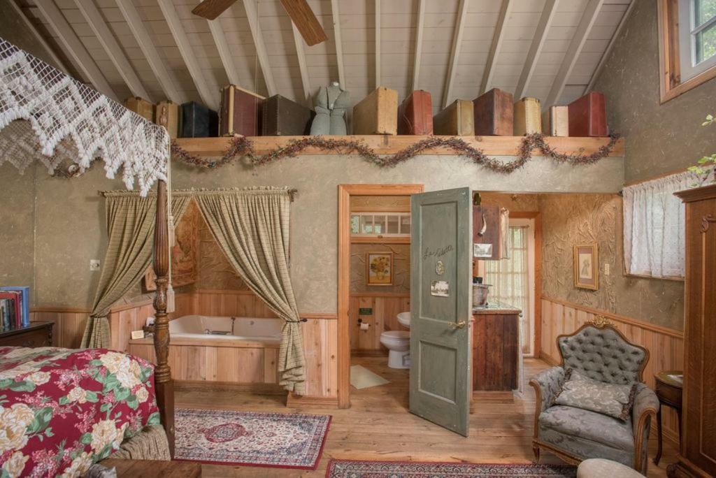 7F Lodge And Events Колледж-Стейшен Екстер'єр фото